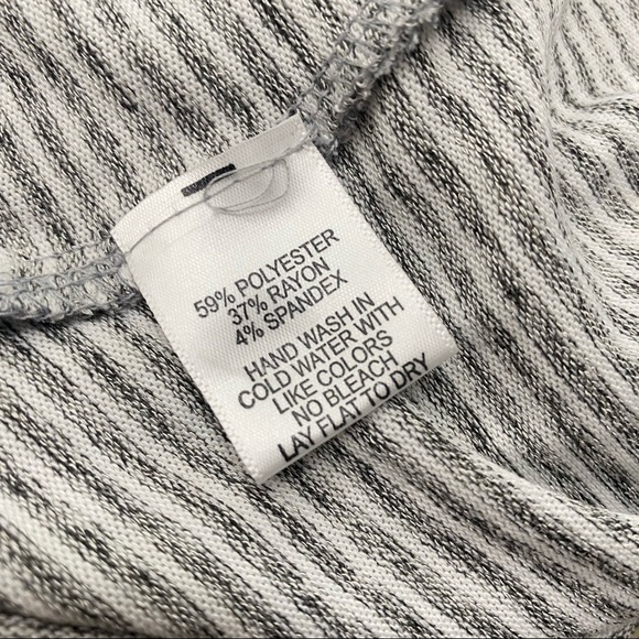 Gibson Convertible Cowl Neckline Cozy Tunic In Gray/Ivory Stripe Size Medium NWT - Picture 5 of 5